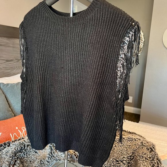 Lelis Collection Sequin Fringe Sleeve Sweater Vest-Black - Picture 1 of 2